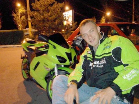 Tânărul mort într-un teribil accident de motocicletă a fost condus pe ultimul drum